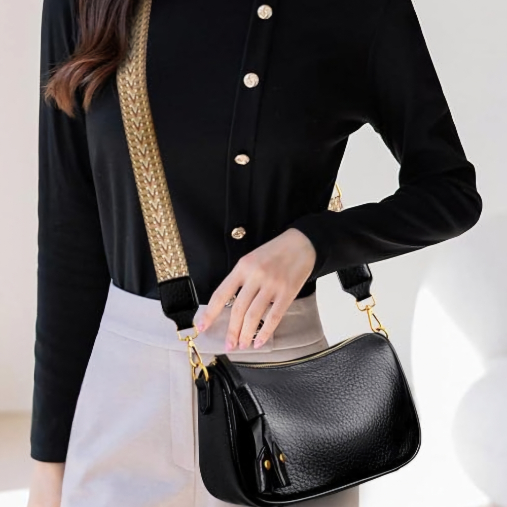 Elegant Black Leather Shoulder Bag